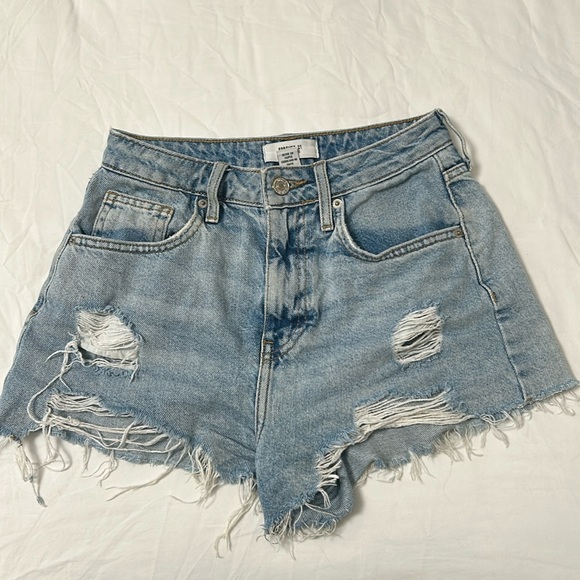 Forever 21 Jean denim shorts - Picture 1 of 3